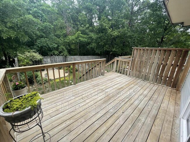 Building Photo - 11303 Kings Crest Ct