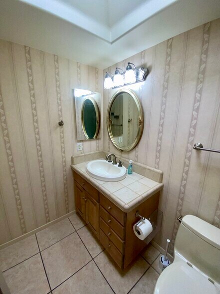 Building Photo - 44249 Portofino Ct