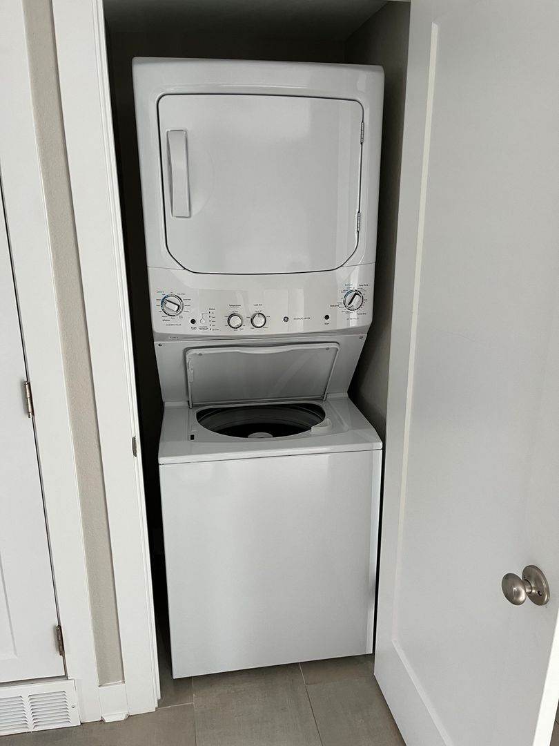 Building Photo - 1602 Garfield Ave