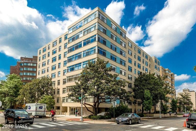 Building Photo - 2401 H St NW