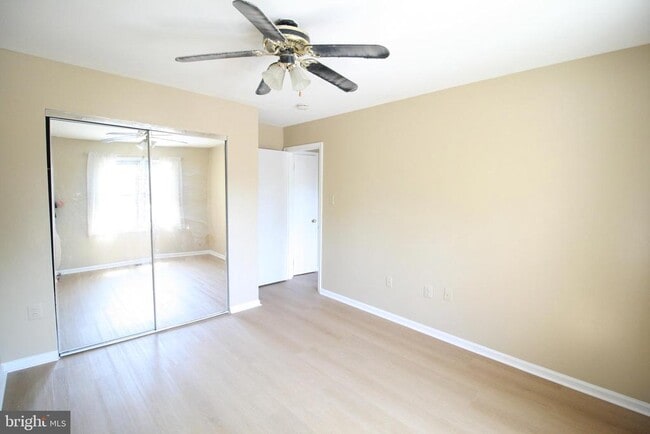 Building Photo - 130 Deer Park Ln