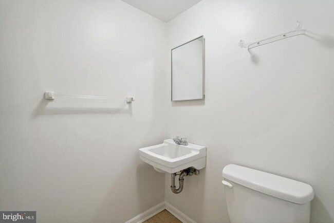 Building Photo - 10855 Deborah Dr