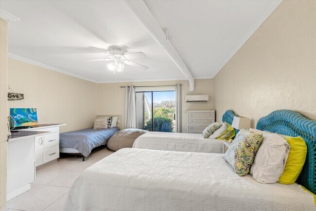 Building Photo - 3385 Coastal Hwy