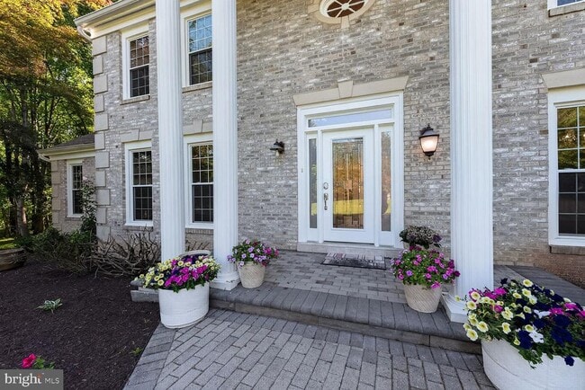 Building Photo - 12600 Maidens Bower Dr