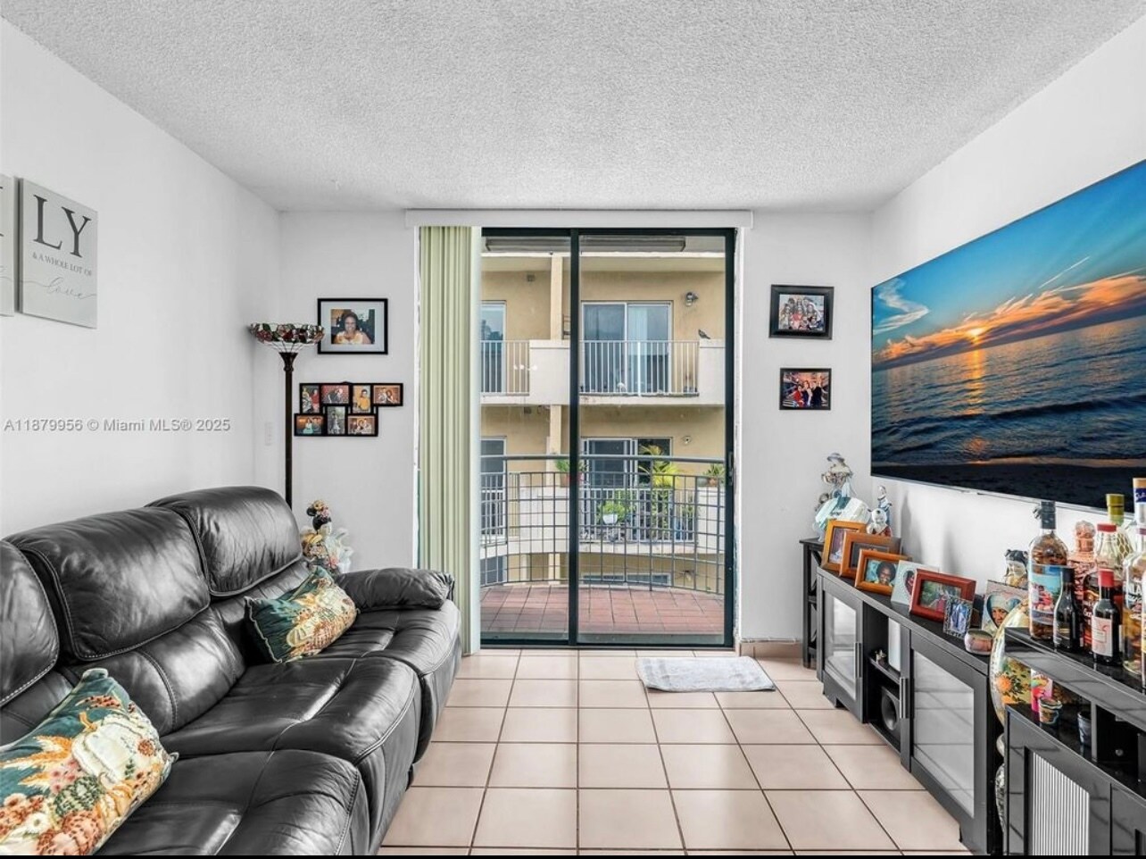 Building Photo - 546 SW 1st St