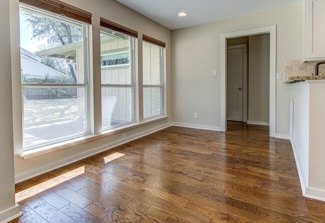 Building Photo - 7305 W Rim Dr
