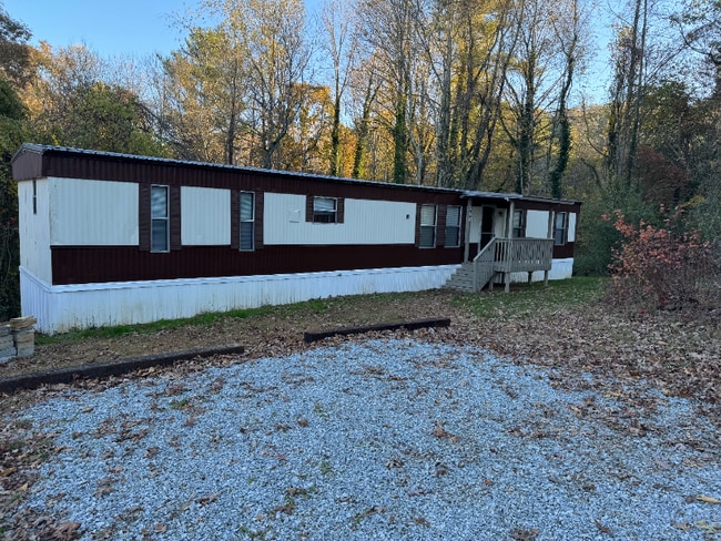 Building Photo - 655 Holbert Rd