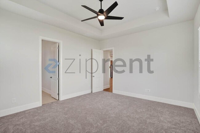 Building Photo - 6510 Wallace Farms Dr