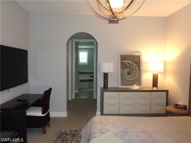 Building Photo - 575 El Camino Real