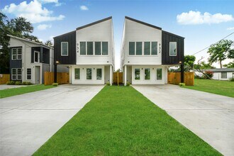 Building Photo - 934 South Ln