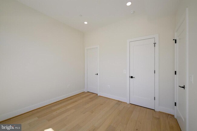 Building Photo - 4347 Harrison St NW