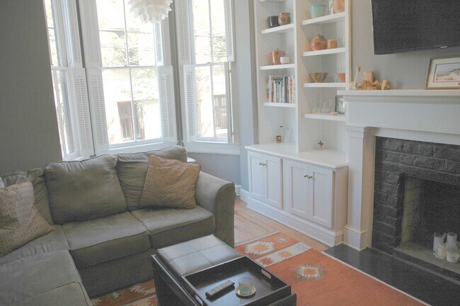 Living Room 2 - 333 Whitaker St