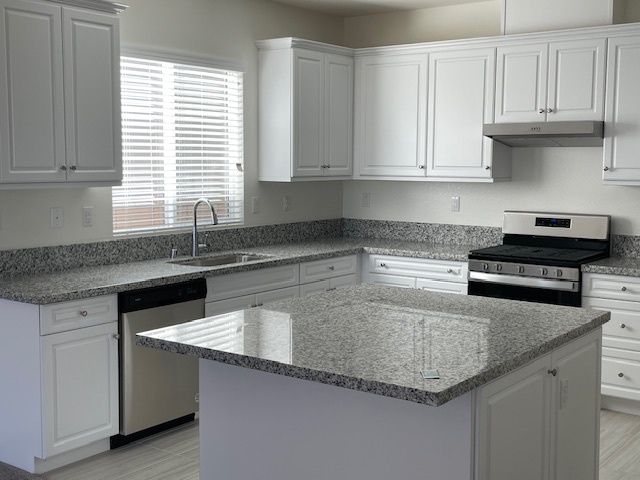 Building Photo - 13758 Carver Ct