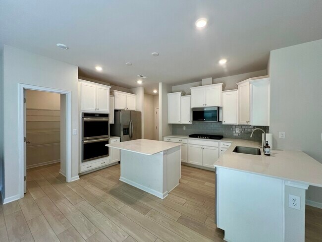 Building Photo - 314 Hamptons Cove Rd