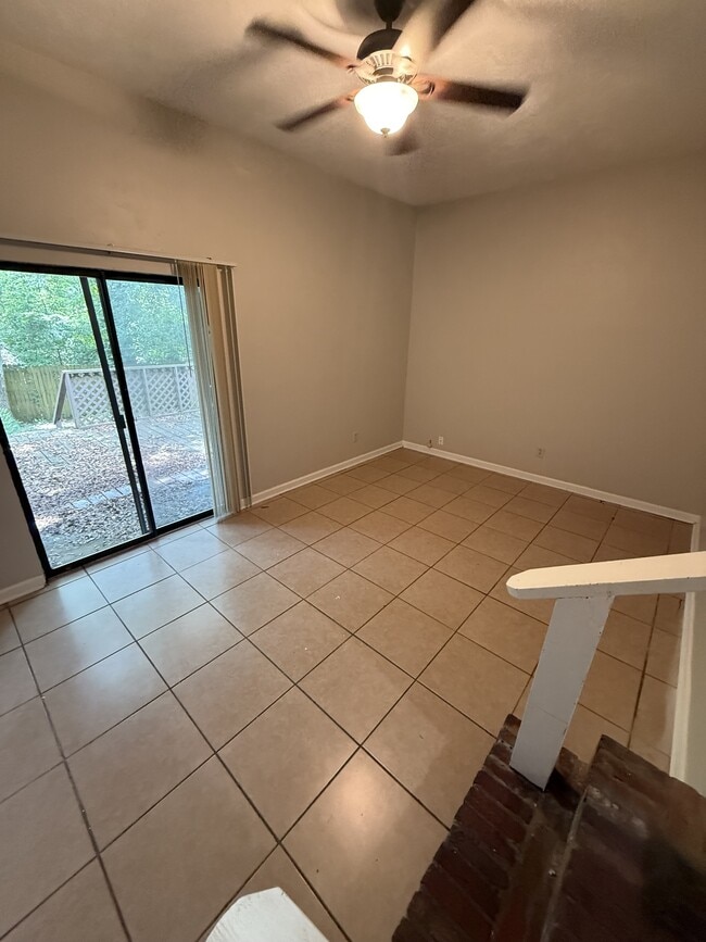 Building Photo - 2013 Canewood Ct