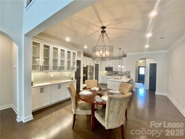 Building Photo - 6509 Winterfell Ct