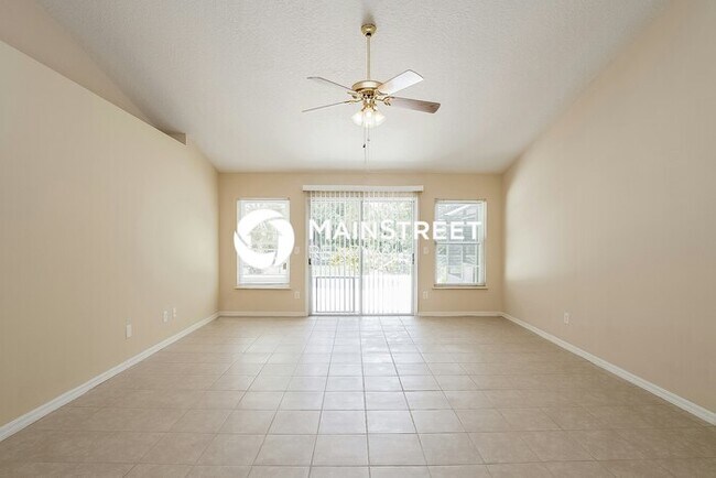 Building Photo - 3 Bedroom Pet-Friendly Home in OCOEE, FL with Main Street Renewal