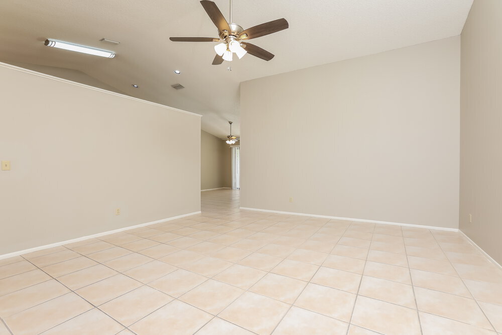 Building Photo - 797 Minerva Ln