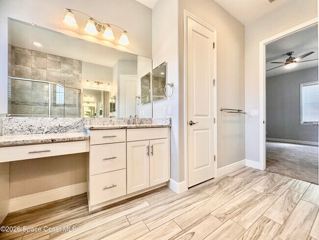 Building Photo - 2523 Rodina Dr