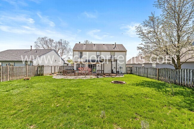 Building Photo - Charming 3-Bedroom Ranch with Scenic Backy...