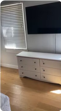 Building Photo - 664 Hoey Ave