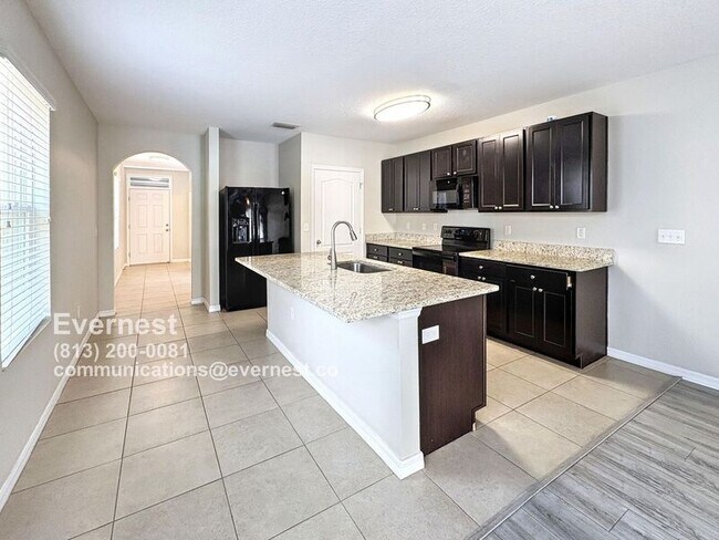 Building Photo - 12104 Fawn Brindle St