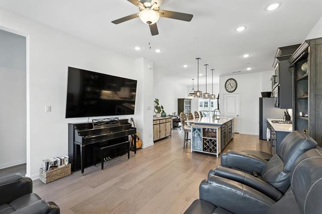 Building Photo - 3709 Island Vista Dr