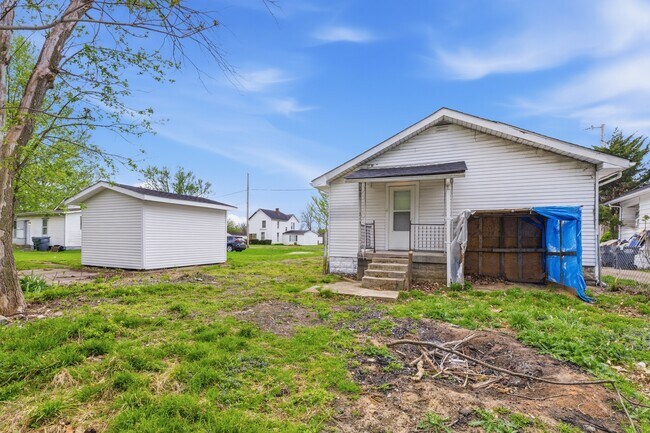 Building Photo - 2012 Arrow Ave