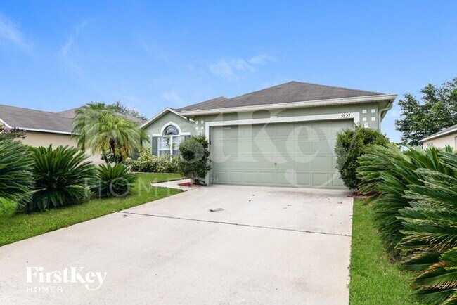 Building Photo - 5521 Sycamore Canyon Dr