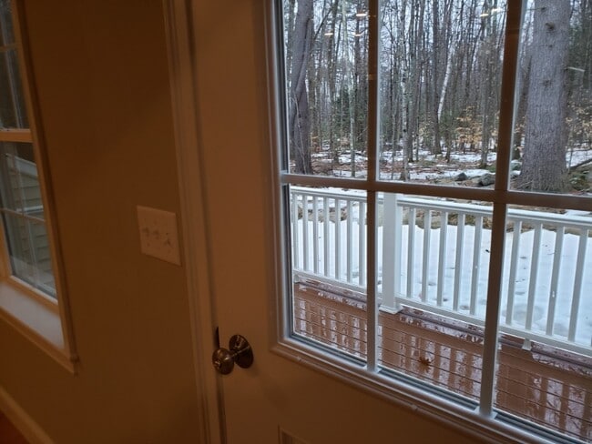 Building Photo - 10 Cardigan Ct