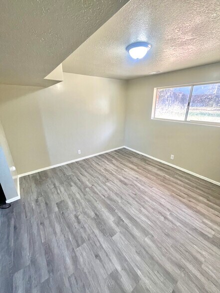 Building Photo - 4211 S 1300 E