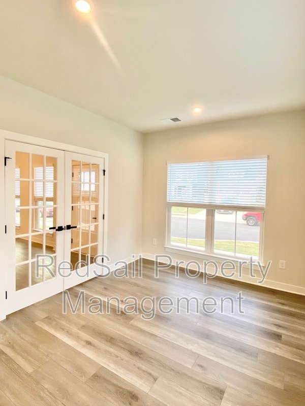 Building Photo - 134 Fishermans Wy