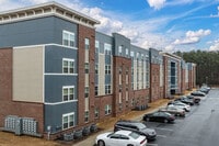 Building Photo - Reserve at Hollywood