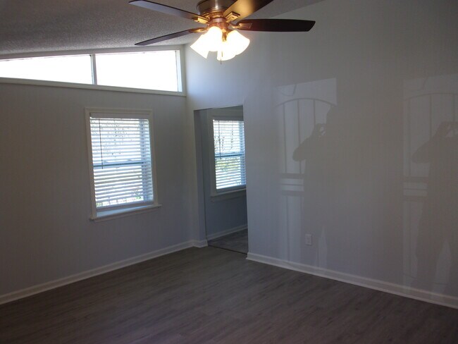 Building Photo - 1772 Hester Rd