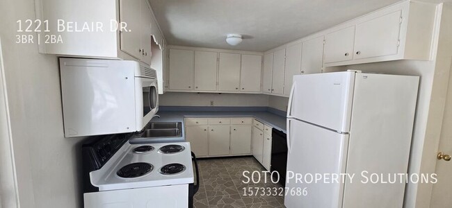 Building Photo - 3BD/2BA Pet-Friendly Jackson House