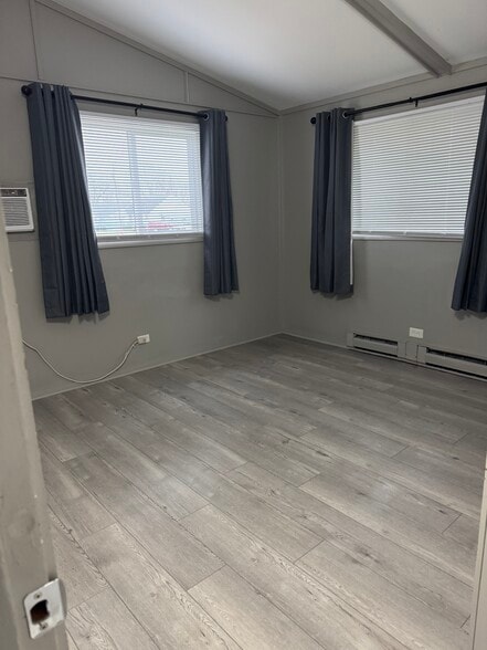 Building Photo - 508 E Emmons St