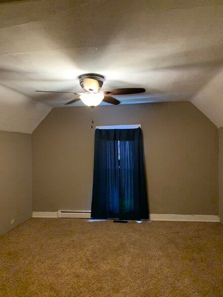 Master Bedroom - 659 5th St