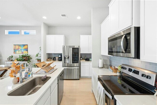 Building Photo - 17300 Monastrell Ln