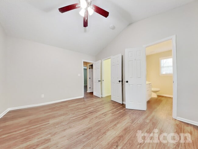 Building Photo - 69 Gray Ghost St