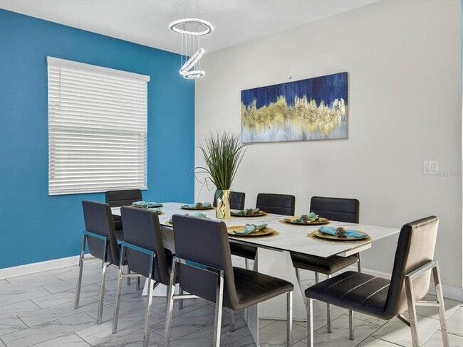 Building Photo - 620 Sticks St