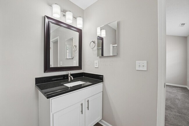 Building Photo - 2045 River Rock Way
