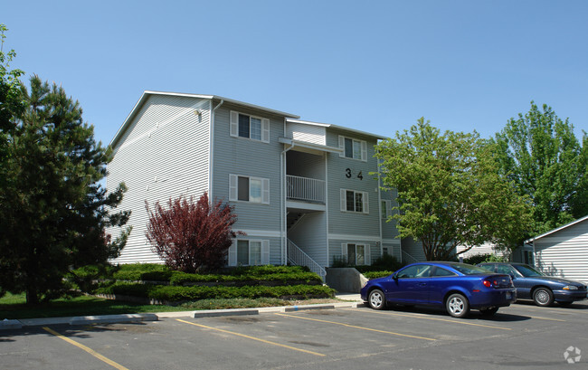 Building Photo - Towne Square Apartments