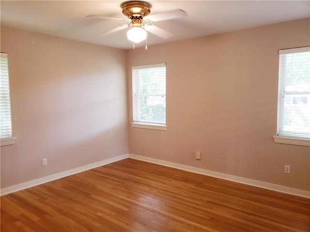 Building Photo - 585 Classen Dr
