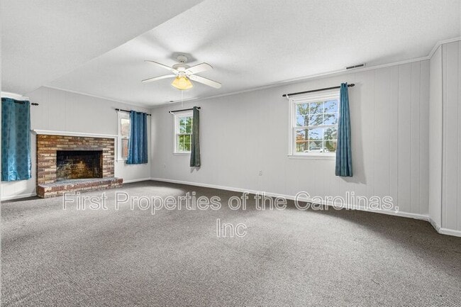 Building Photo - 810 Applegate Ct