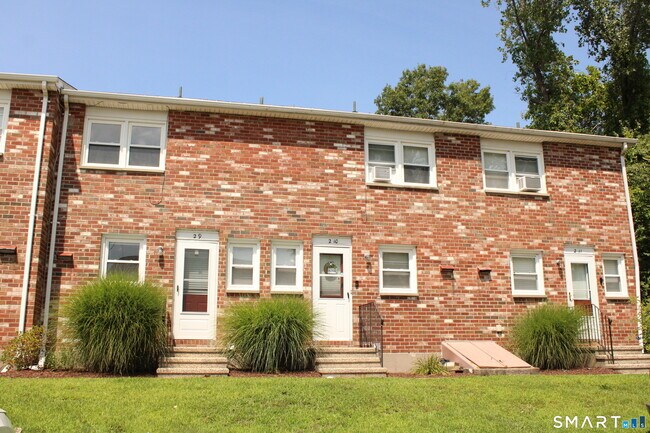 Building Photo - 43 Hiltbrand Rd
