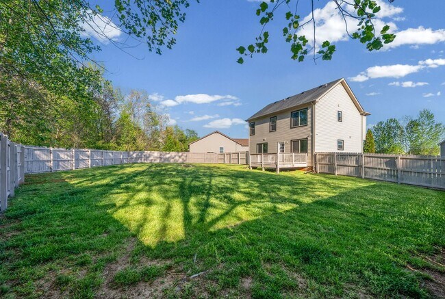 Building Photo - 3469 Bradfield Dr