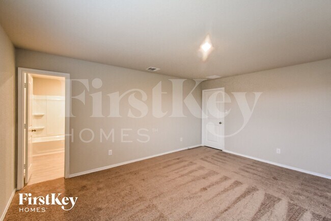 Building Photo - 14015 Mulch Ct