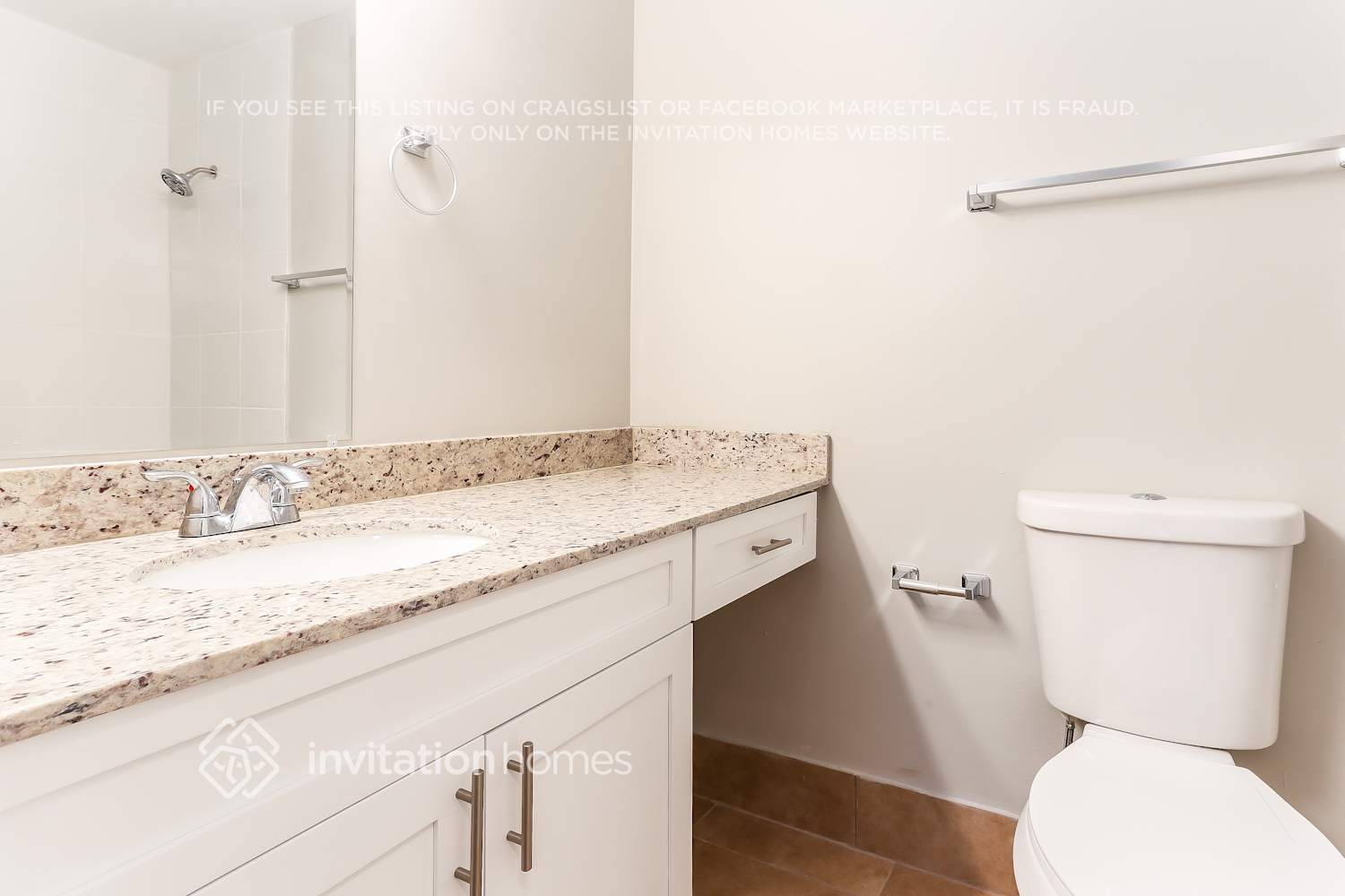 Building Photo - 9422 Saddlebrook Dr