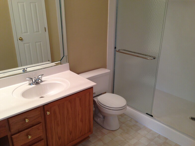 Building Photo - 100 Kilpatrick Ct