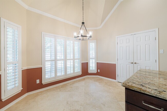 Building Photo - 11102 Dawson Springs Dr